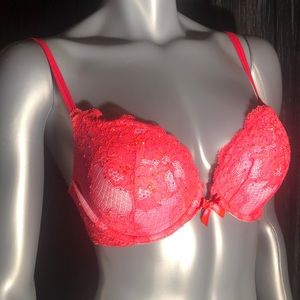Victoria’s Secret 32DD Very Sexy Plunge Rhinestone Bra